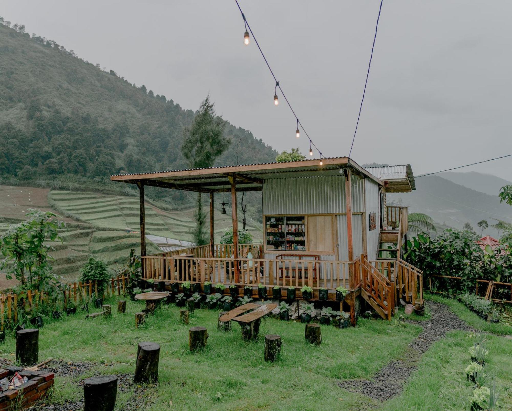 Satha Private Villa Dieng Banjarnegara エクステリア 写真